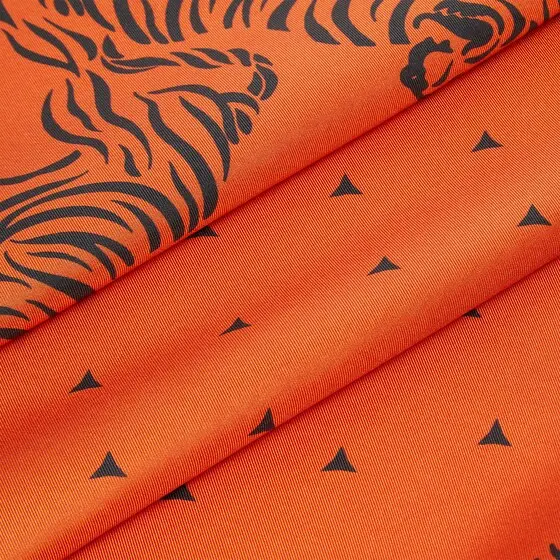 Fendi A square foulard featuring a stencil-effect archive Tiger | Thumbnail 2 Fendi A square foulard featuring a stencil-effect archive Tiger | Thumbnail 2