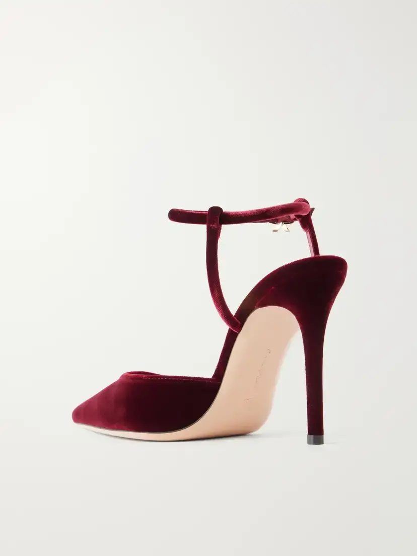 Gianvito Rossi Velluto 95 Velvet Pumps | Thumbnail 3 Gianvito Rossi Velluto 95 Velvet Pumps | Thumbnail 3