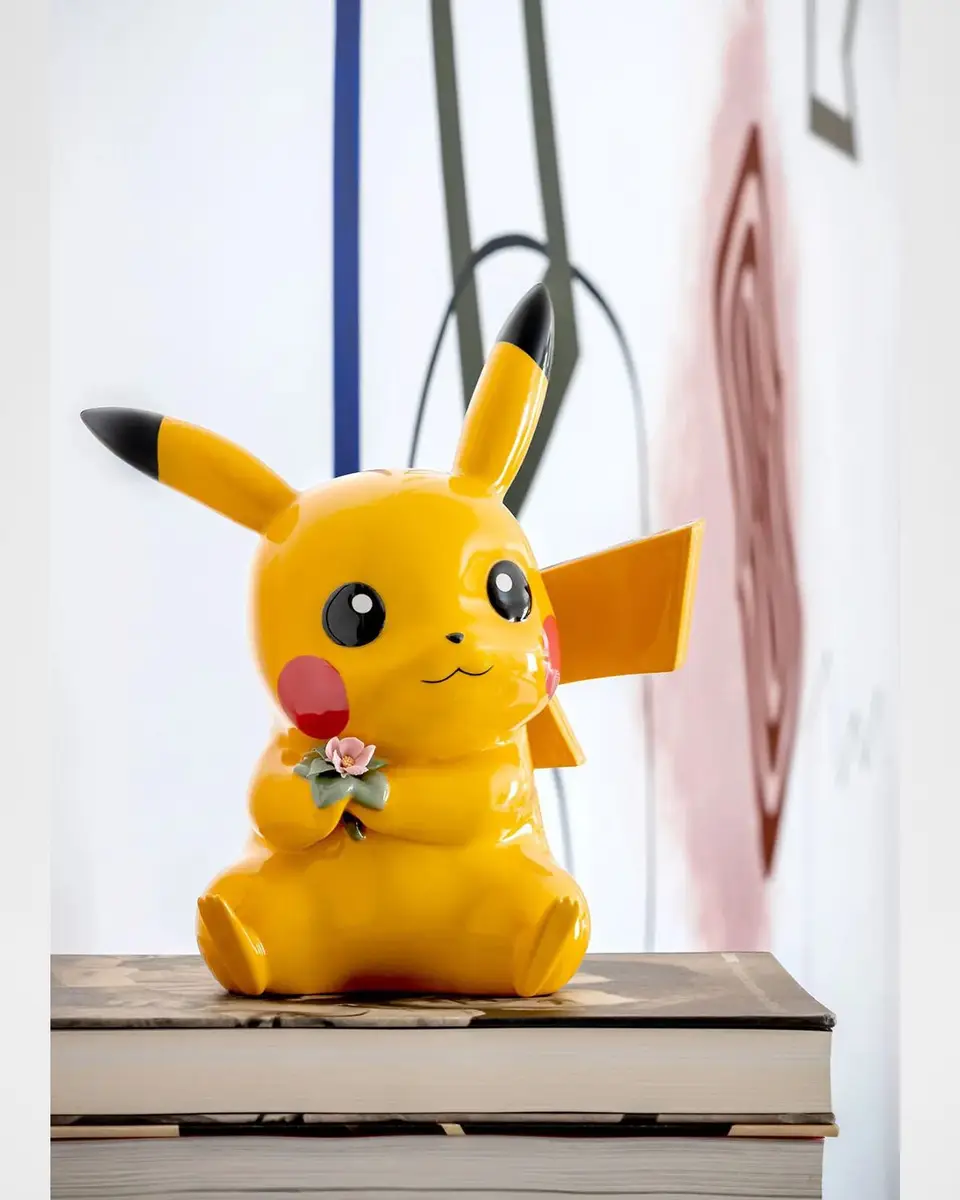 Lladro Pikachu Sculpture | Thumbnail 2 Lladro Pikachu Sculpture | Thumbnail 2