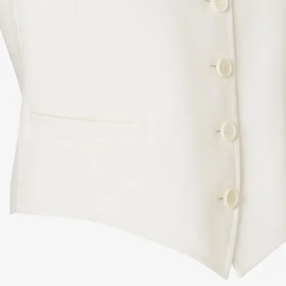Fendi Tuxedo-inspired slim-fit gilet, a timeless wardrobe classic | Thumbnail 3