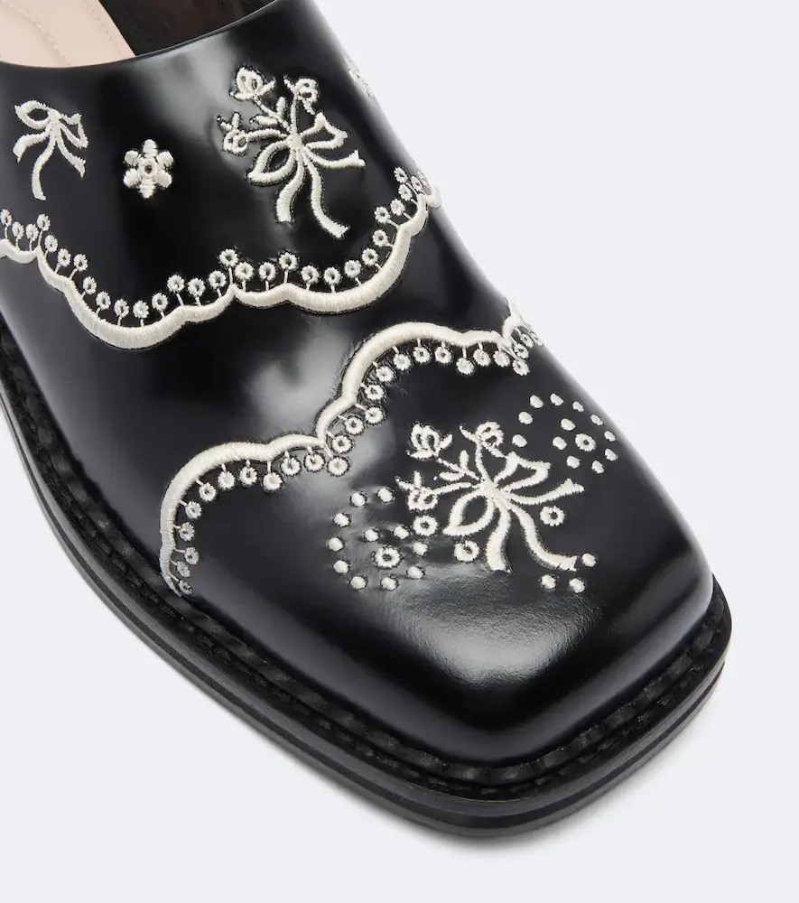 Simone Rocha Embroidered leather mules | Thumbnail 3 Simone Rocha Embroidered leather mules | Thumbnail 3