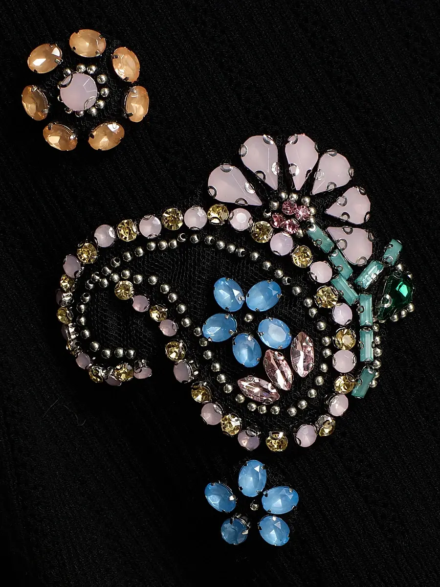 Cinq à Sept Women's Allison Embellished Cardigan | Thumbnail 7