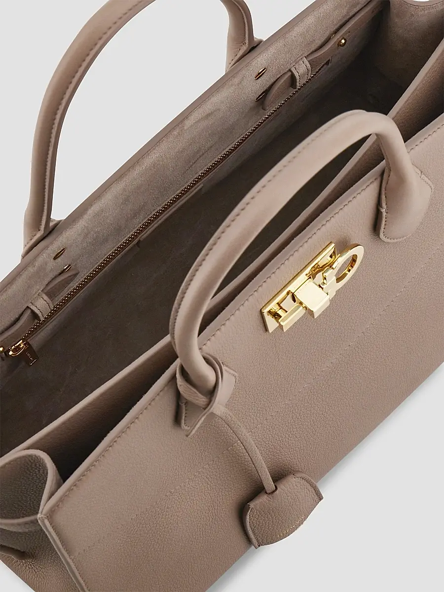 Ferragamo Women's New Studio Soft Large Leather Top Handle Bag | Thumbnail 6 Ferragamo Women's New Studio Soft Large Leather Top Handle Bag | Thumbnail 6