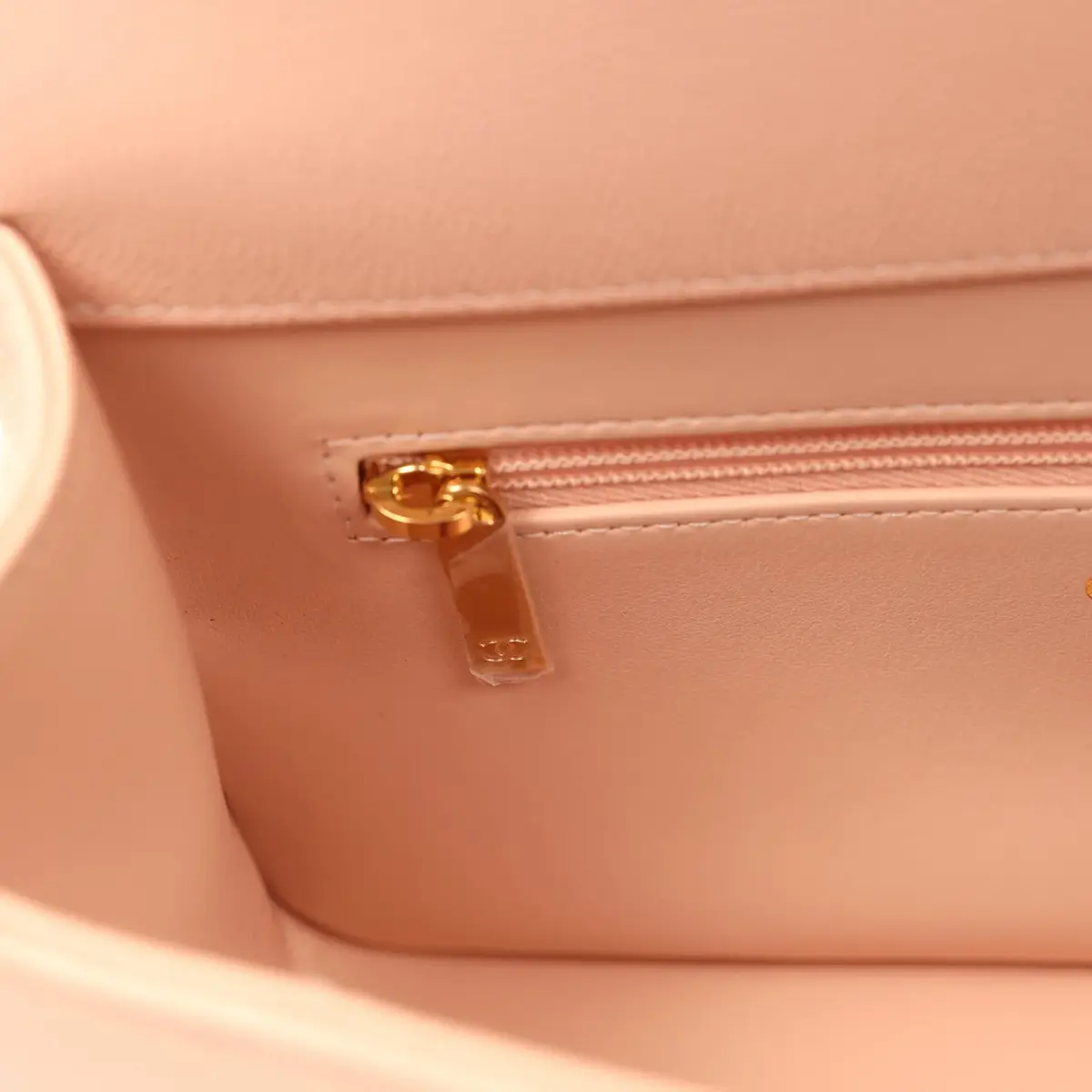 Chanel Chanel Small Preppy Coco Flap Bag Light Pink Shiny Caviar Brushed Gold Hardware | Thumbnail 9