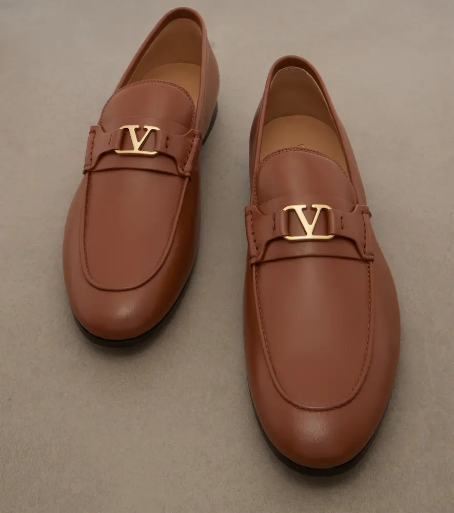 Valentino Garavani VLogo leather loafers | Thumbnail 2 Valentino Garavani VLogo leather loafers | Thumbnail 2