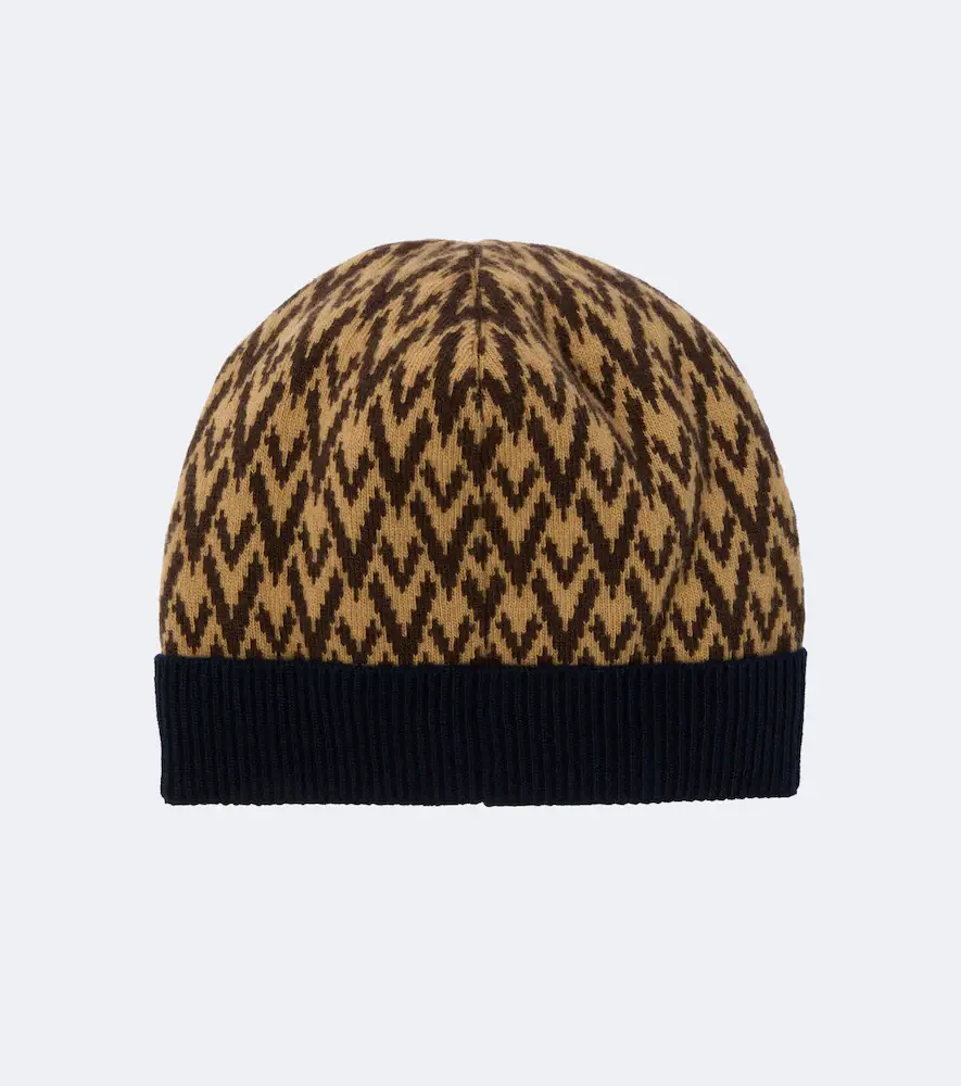 Valentino Garavani Toute La V jacquard virgin wool beanie | Thumbnail 2 Valentino Garavani Toute La V jacquard virgin wool beanie | Thumbnail 2