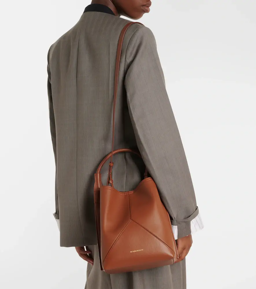 Victoria Beckham Victoria Medium leather bucket bag | Thumbnail 6