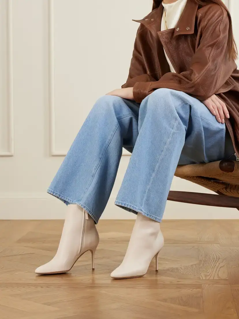 Manolo Blahnik Insopo 90 Leather Ankle Boots | Thumbnail 2 Manolo Blahnik Insopo 90 Leather Ankle Boots | Thumbnail 2