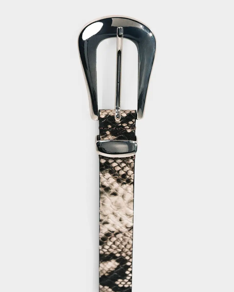 Déhanche Colette Snake-Embossed Leather Belt | Thumbnail 4 Déhanche Colette Snake-Embossed Leather Belt | Thumbnail 4