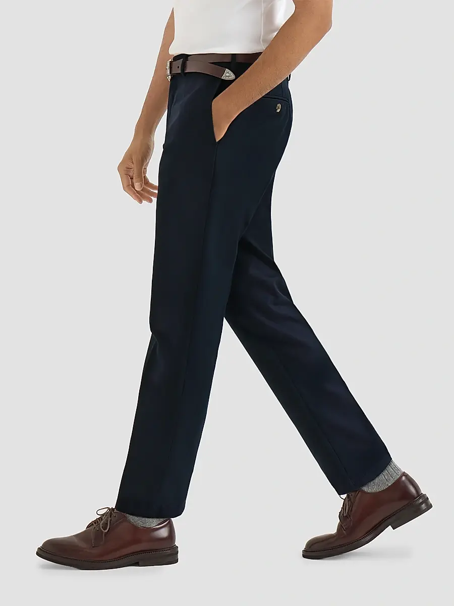 Brunello Cucinelli Men's Cotton and Virgin Wool Gabardine Italian Fit Trousers | Thumbnail 3 Brunello Cucinelli Men's Cotton and Virgin Wool Gabardine Italian Fit Trousers | Thumbnail 3