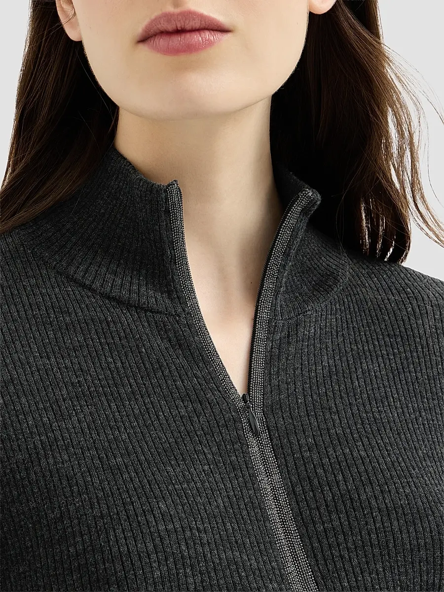 Brunello Cucinelli Women's Virgin Wool and Cashmere Lightweight Ribbed Turtleneck Sweater | Thumbnail 5