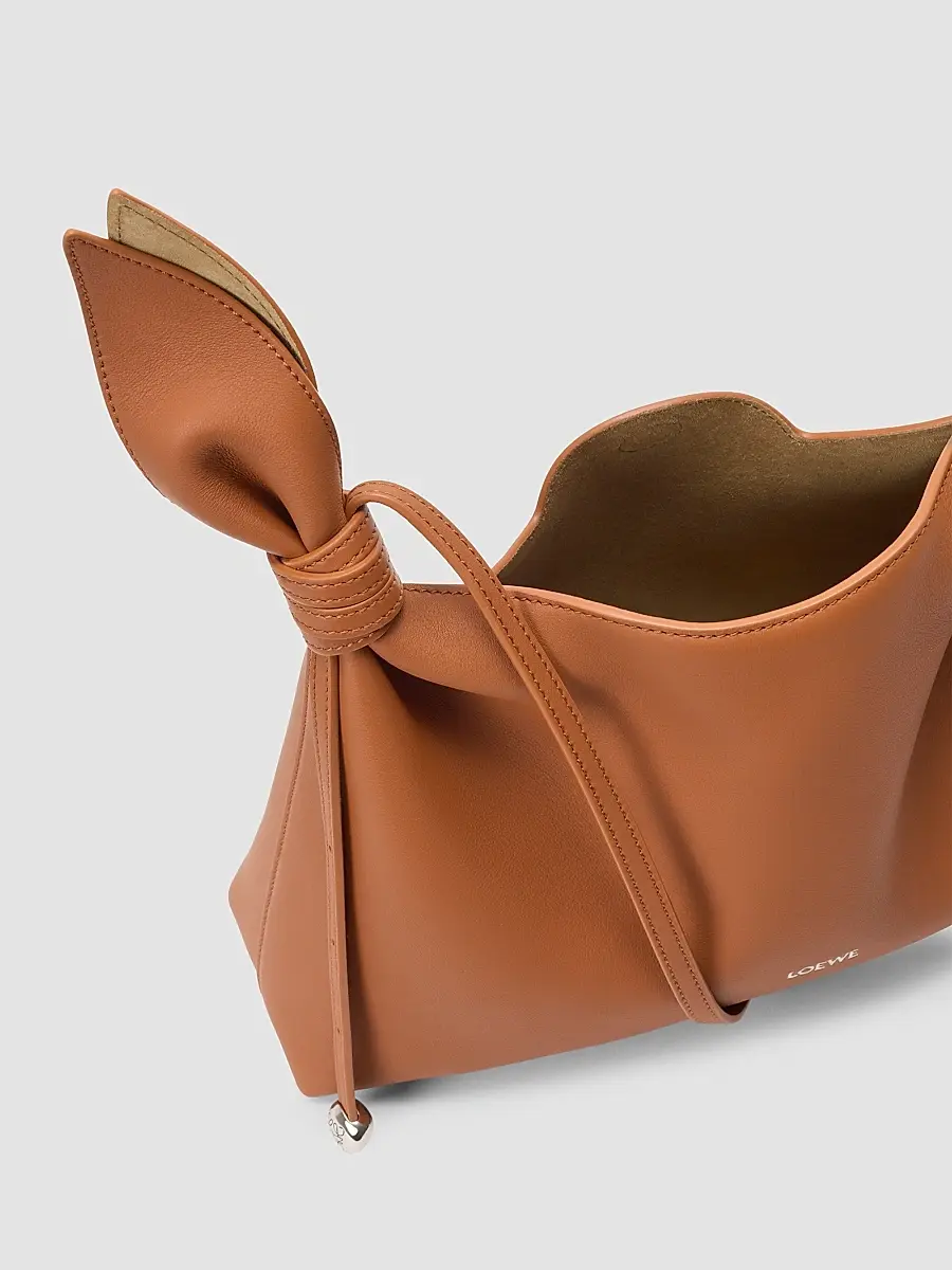 Loewe Women's Scarf Medium Leather Shoulder Bag | Thumbnail 6 Loewe Women's Scarf Medium Leather Shoulder Bag | Thumbnail 6