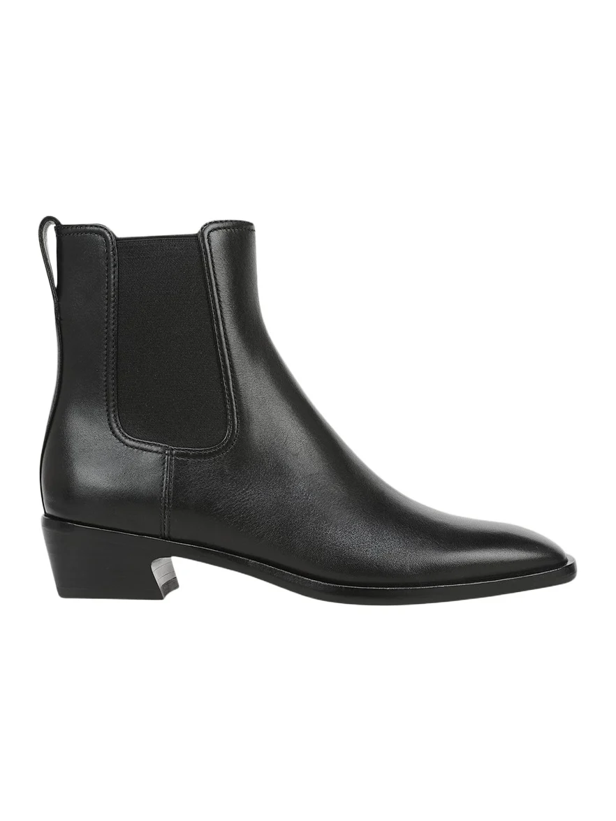Ari Leather Chelsea Boots