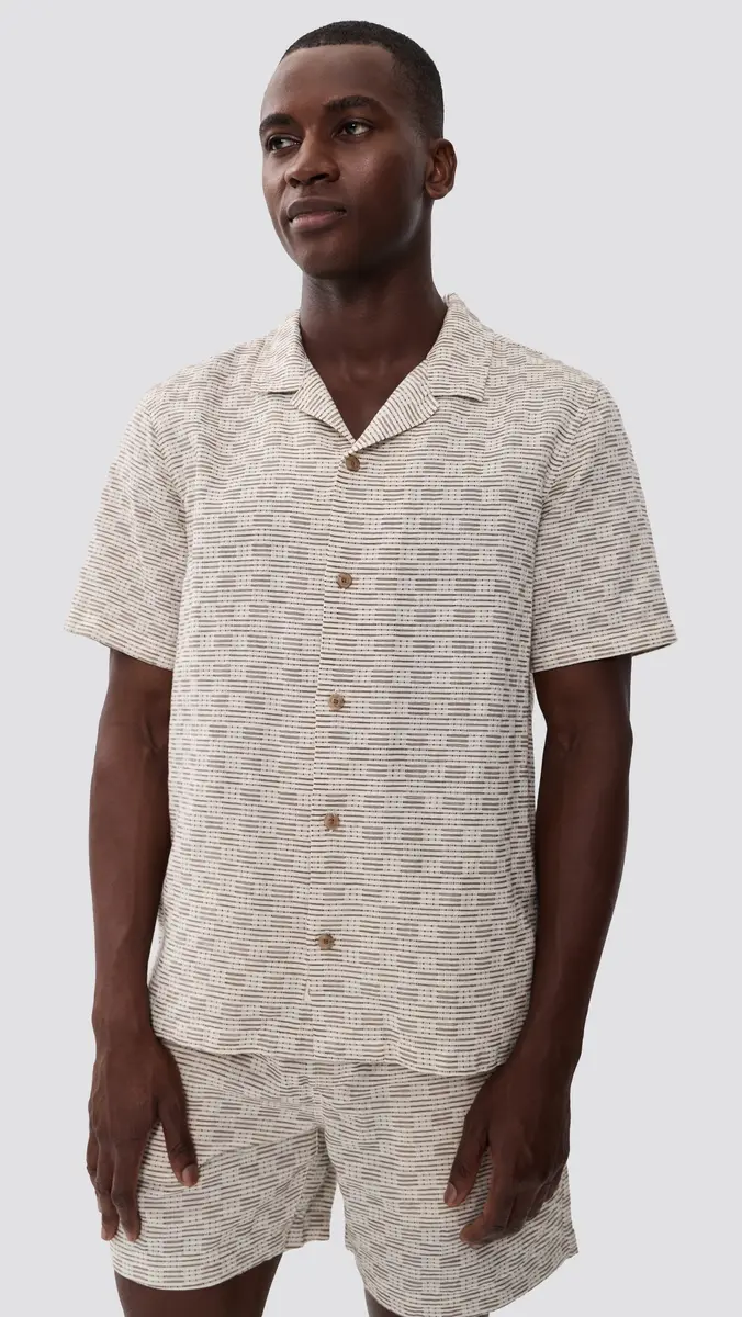 Marine Layer Dobby Resort Shirt | Thumbnail 2 Marine Layer Dobby Resort Shirt | Thumbnail 2
