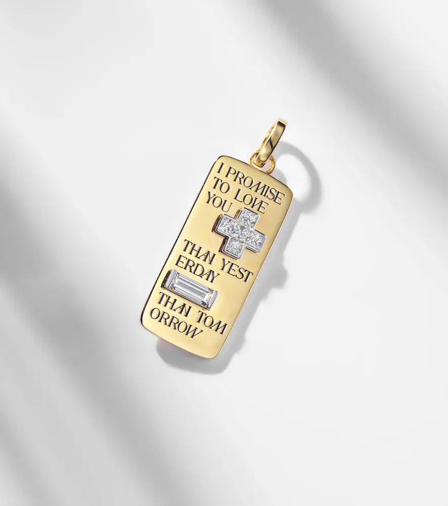 Foundrae True Love Promise 18kt gold pendant with diamonds | Thumbnail 5 Foundrae True Love Promise 18kt gold pendant with diamonds | Thumbnail 5