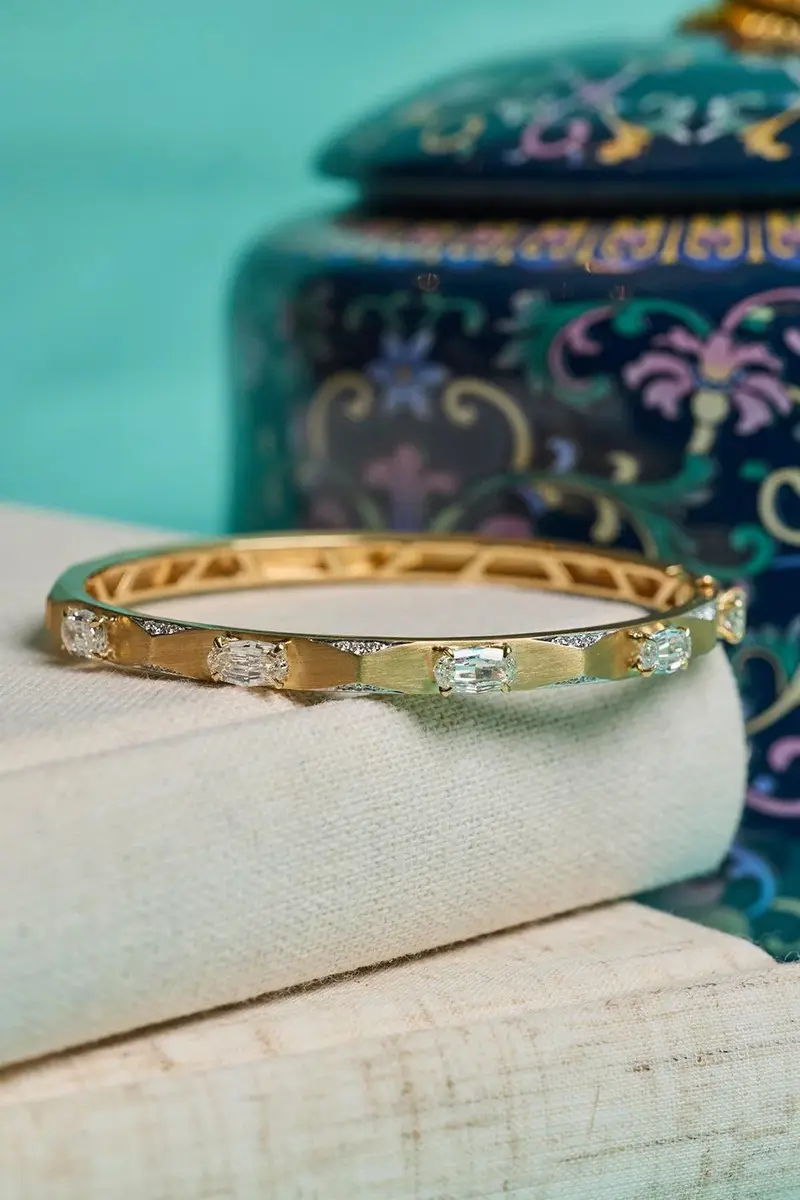 ARUNASHI Diamond Five Oval Geometric Enigma Bangle Bracelet | Thumbnail 5 ARUNASHI Diamond Five Oval Geometric Enigma Bangle Bracelet | Thumbnail 5