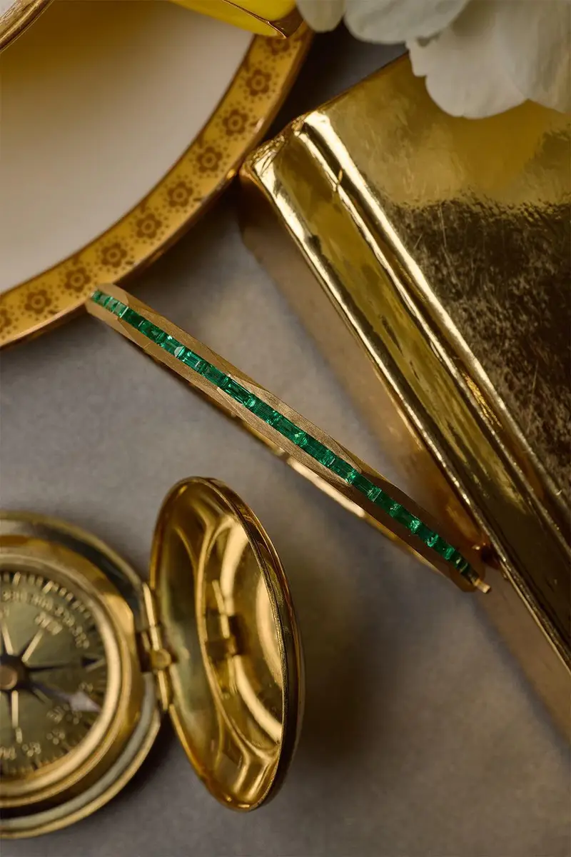 ARUNASHI Emerald Enigma Bangle Bracelet | Thumbnail 5 ARUNASHI Emerald Enigma Bangle Bracelet | Thumbnail 5