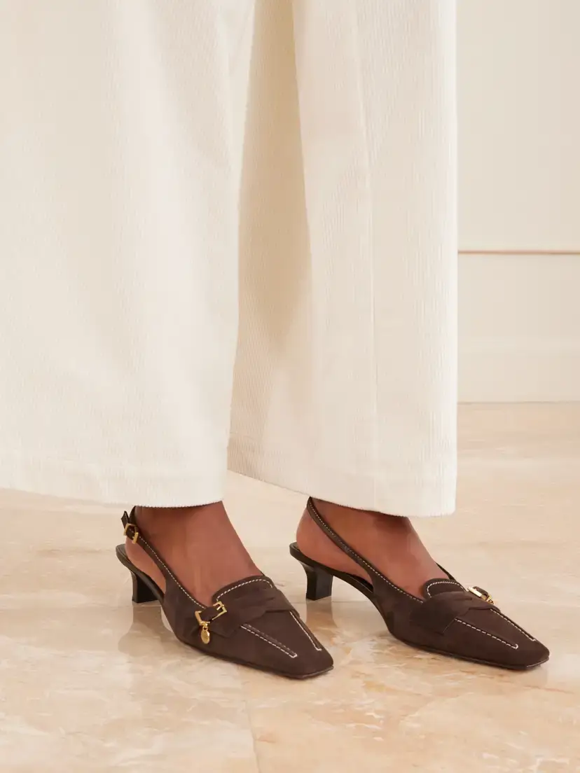 Tod's 40 Logo-detailed Suede Pumps | Thumbnail 2 Tod's 40 Logo-detailed Suede Pumps | Thumbnail 2