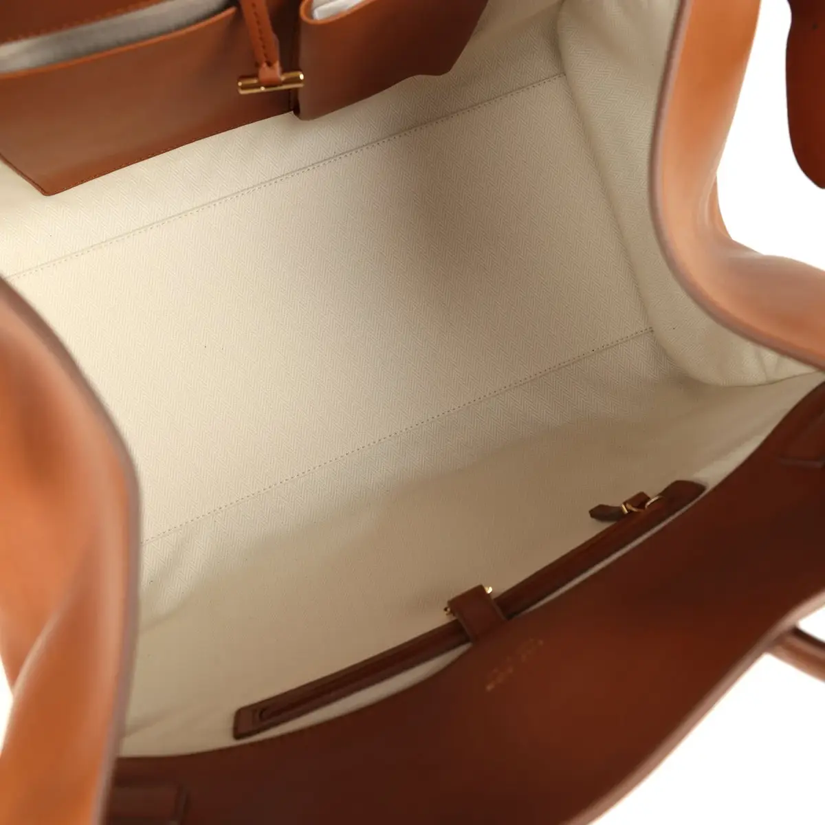 The Row The Row Soft Margaux 15 Bag Cuir Saddle Leather Gold Hardware | Thumbnail 9