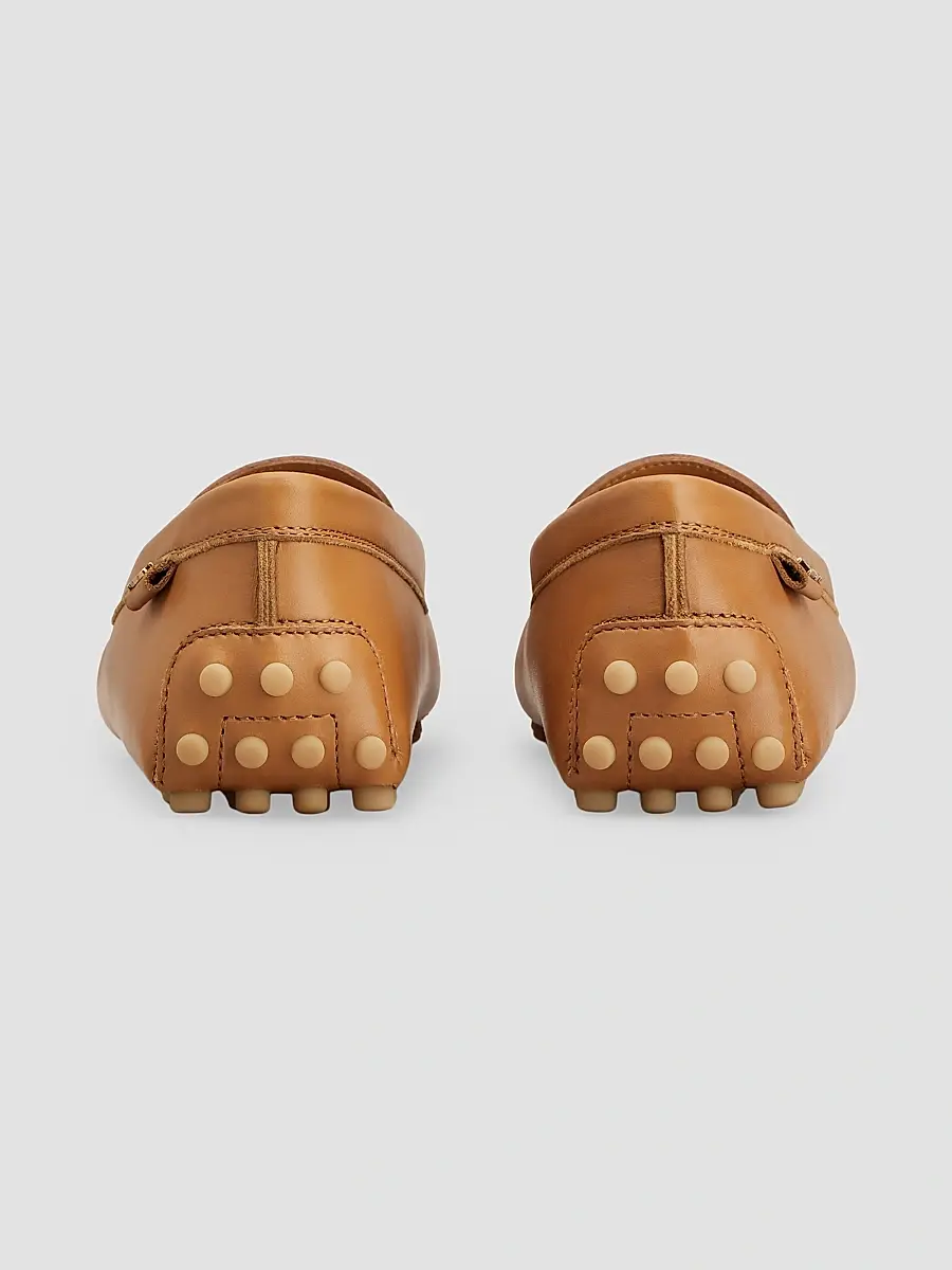 Tod's Women's Gommino Leather Loafers | Thumbnail 4