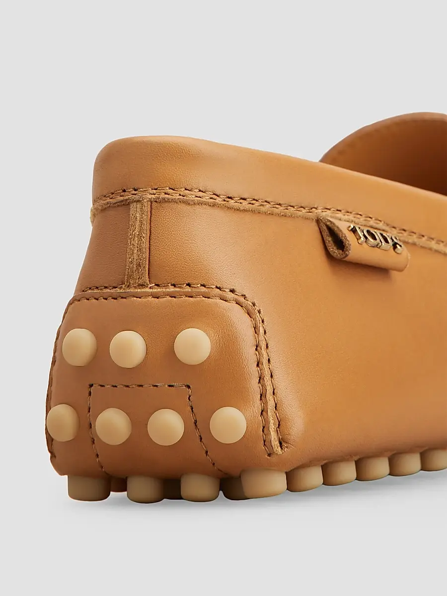 Tod's Women's Gommino Leather Loafers | Thumbnail 6