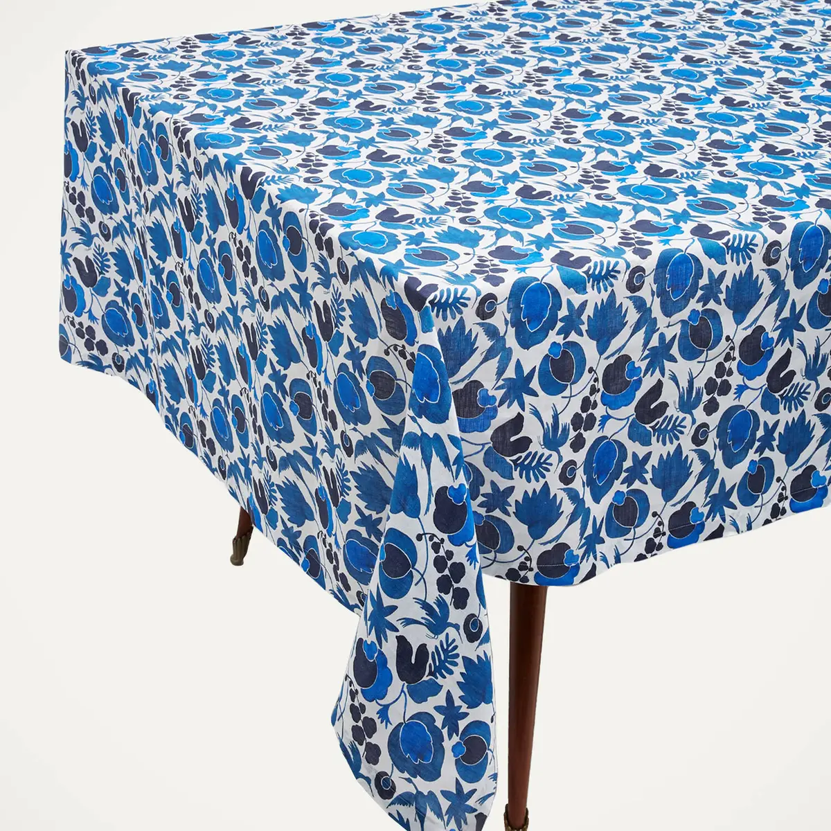 La DoubleJ Large Tablecloth | Thumbnail 2 La DoubleJ Large Tablecloth | Thumbnail 2