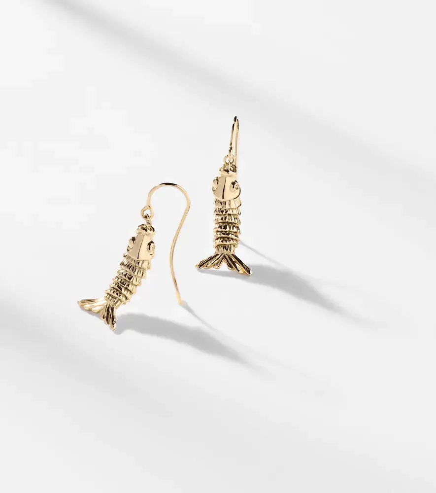 Sydney Evan Moving Fish 14kt gold earrings with diamonds | Thumbnail 3