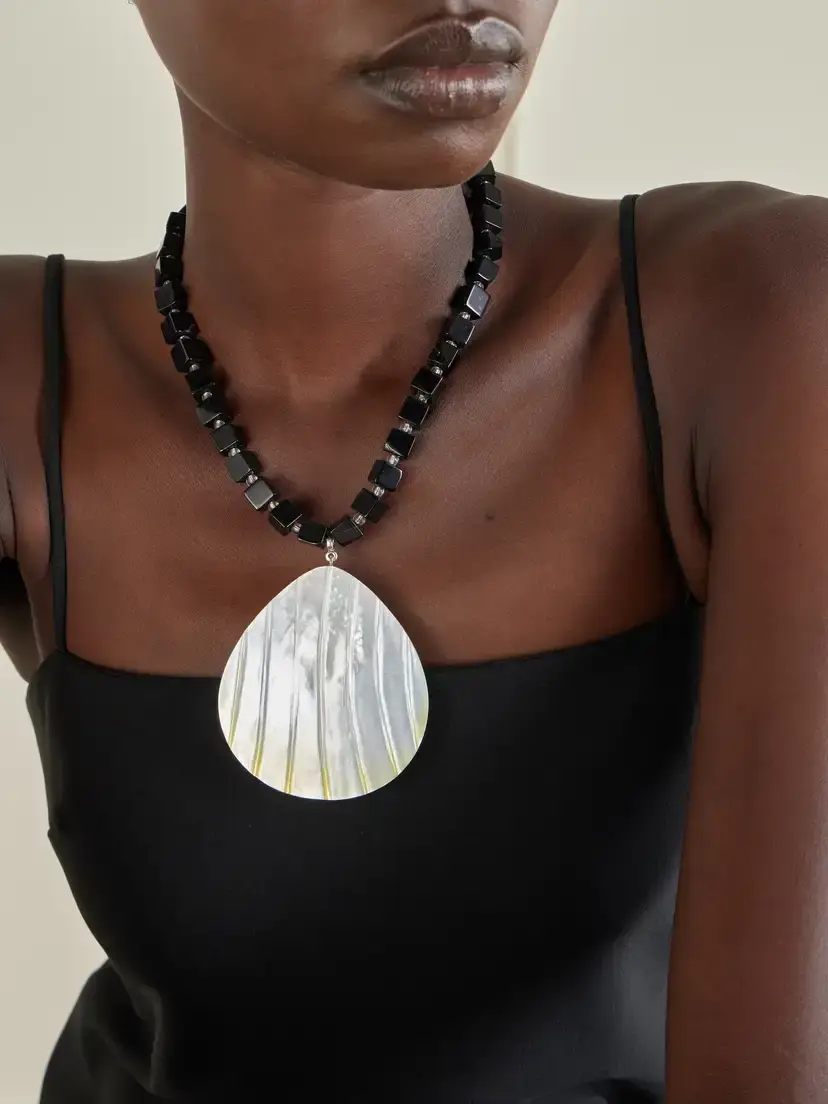 Julietta Oro Rhodium-plated, Shell And Onyx Necklace - Black | Thumbnail 2 Julietta Oro Rhodium-plated, Shell And Onyx Necklace - Black | Thumbnail 2