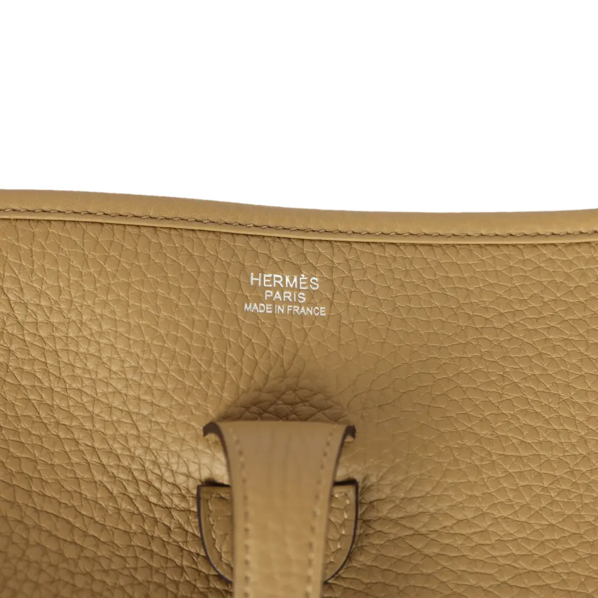 HERMÈS Hermes Evelyne III PM Dune Clemence Palladium Hardware | Thumbnail 7 HERMÈS Hermes Evelyne III PM Dune Clemence Palladium Hardware | Thumbnail 7