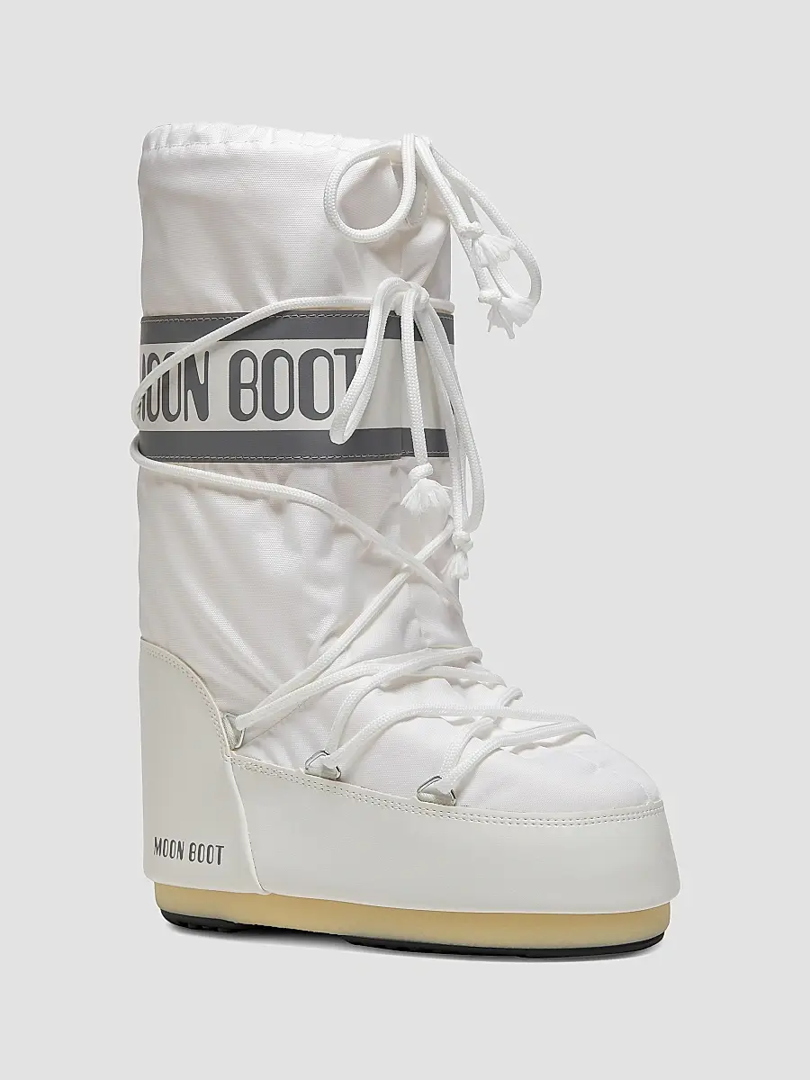 Moon Boot Women's Icon Nylon Boots | Thumbnail 2 Moon Boot Women's Icon Nylon Boots | Thumbnail 2