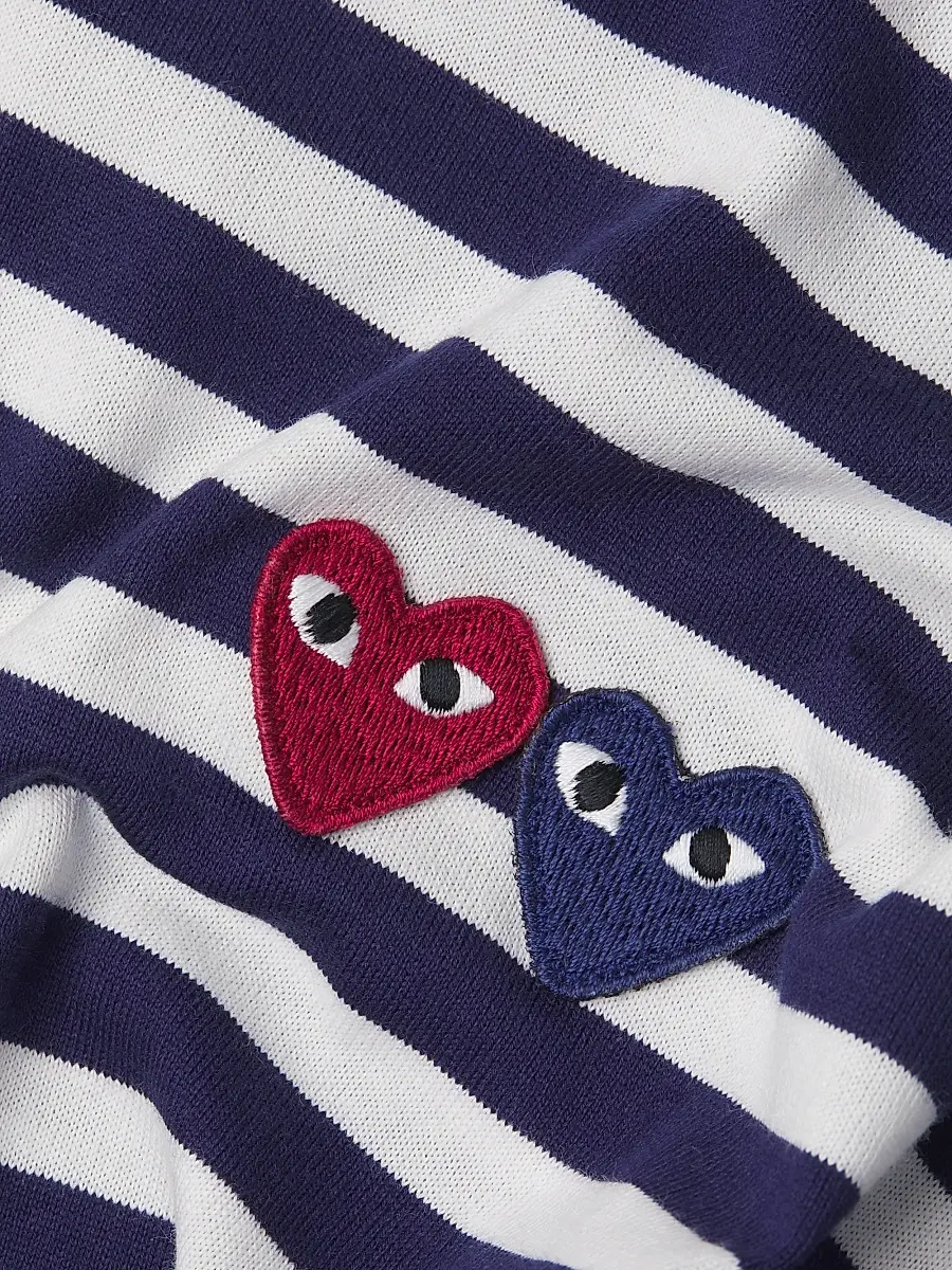 Comme des Garçons PLAY Men Two Hearts Cotton T-Shirt | Thumbnail 6 Comme des Garçons PLAY Men Two Hearts Cotton T-Shirt | Thumbnail 6
