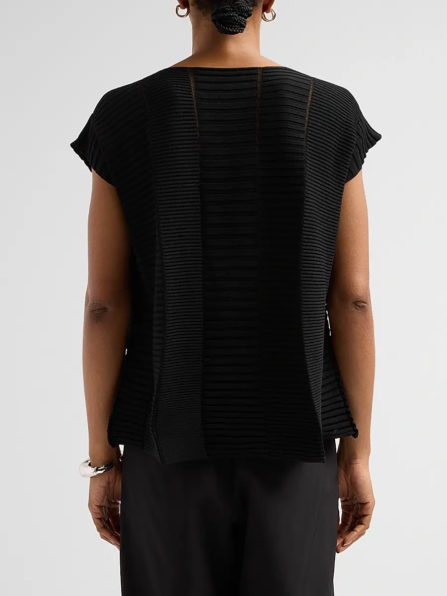 Issey Miyake Women's Column Knit Short-Sleeve Top | Thumbnail 3