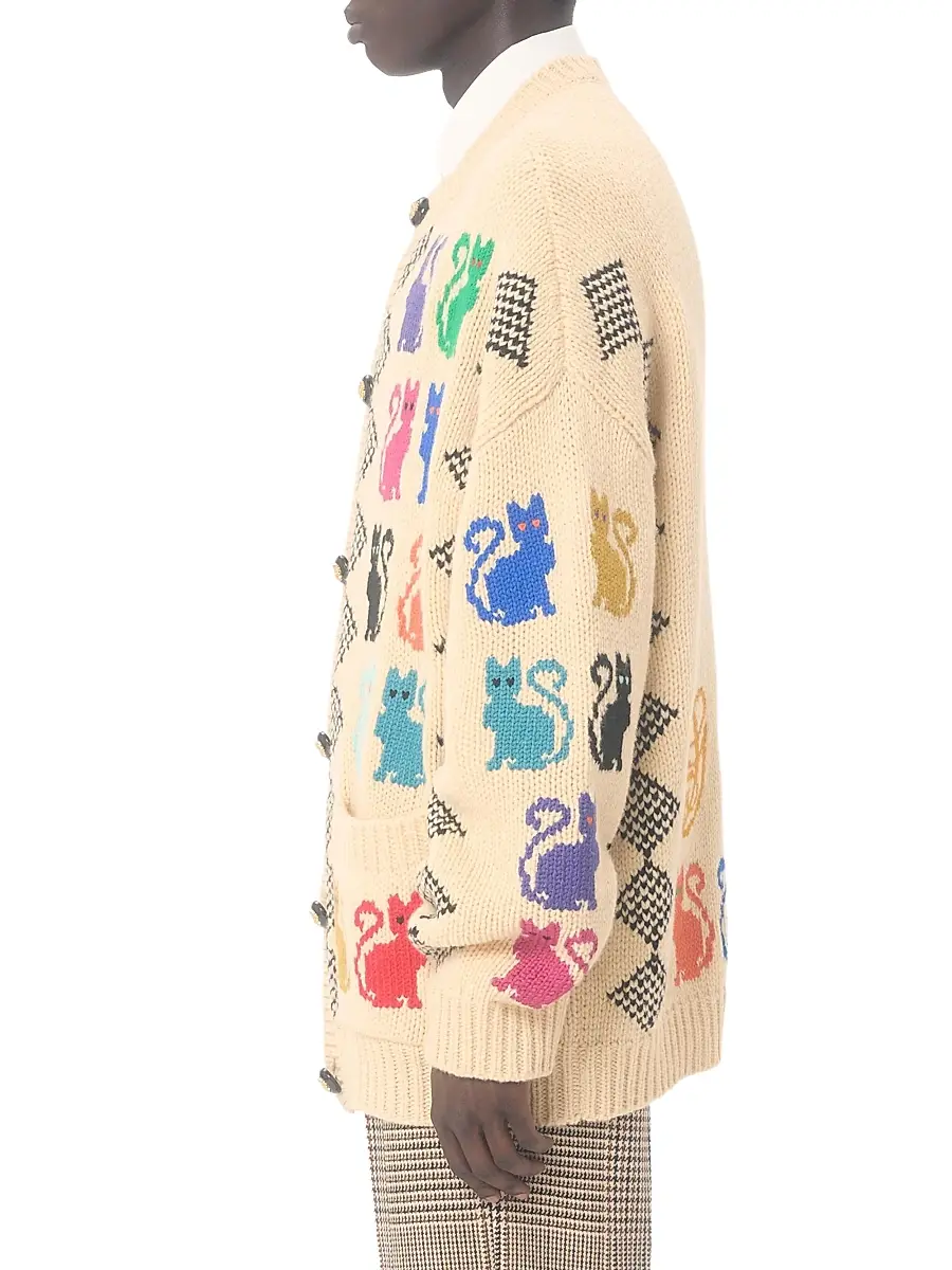 Valentino Garavani Men's Wool Cardigan With Le Chat De La Maison Jacquard Pattern | Thumbnail 3 Valentino Garavani Men's Wool Cardigan With Le Chat De La Maison Jacquard Pattern | Thumbnail 3