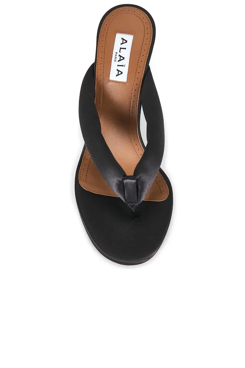 Alaïa ALAΪA Padded Sandal | Thumbnail 4 Alaïa ALAΪA Padded Sandal | Thumbnail 4