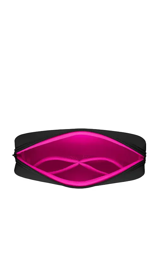 KUSSHI Essentials Pouch | Thumbnail 2 KUSSHI Essentials Pouch | Thumbnail 2