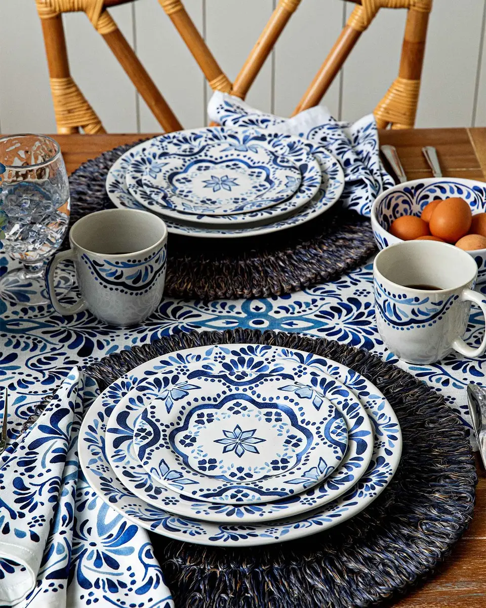 Juliska Iberian Dinner Plate - Indigo | Thumbnail 6 Juliska Iberian Dinner Plate - Indigo | Thumbnail 6