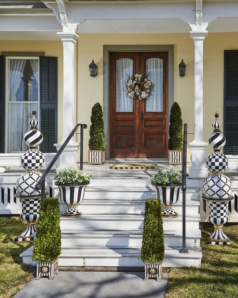 MacKenzie-Childs Courtly Check Pedestal Urn | Thumbnail 4