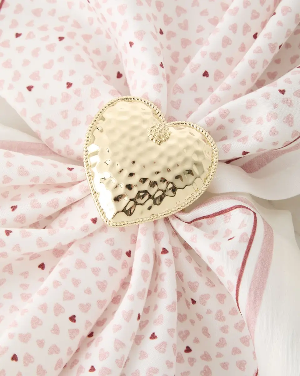 Juliska Berry & Thread Heart Napkin Rings, Set of 4 | Thumbnail 4 Juliska Berry & Thread Heart Napkin Rings, Set of 4 | Thumbnail 4