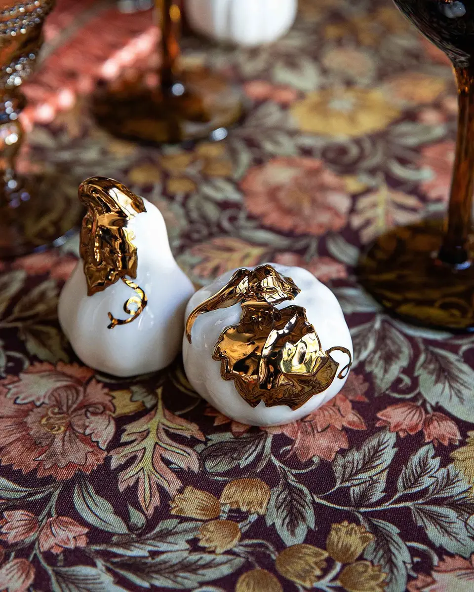 Juliska Forest Walk Pumpkin Salt & Pepper Shakers, Set of 2 | Thumbnail 4 Juliska Forest Walk Pumpkin Salt & Pepper Shakers, Set of 2 | Thumbnail 4
