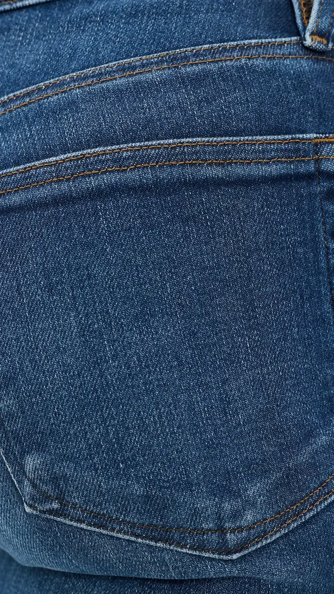 GOOD AMERICAN Soft Tech Flare Good Legs Jeans | Thumbnail 6 GOOD AMERICAN Soft Tech Flare Good Legs Jeans | Thumbnail 6