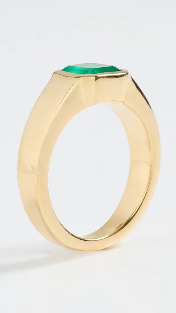 Shashi Emerald Pinky Signet Ring | Thumbnail 5