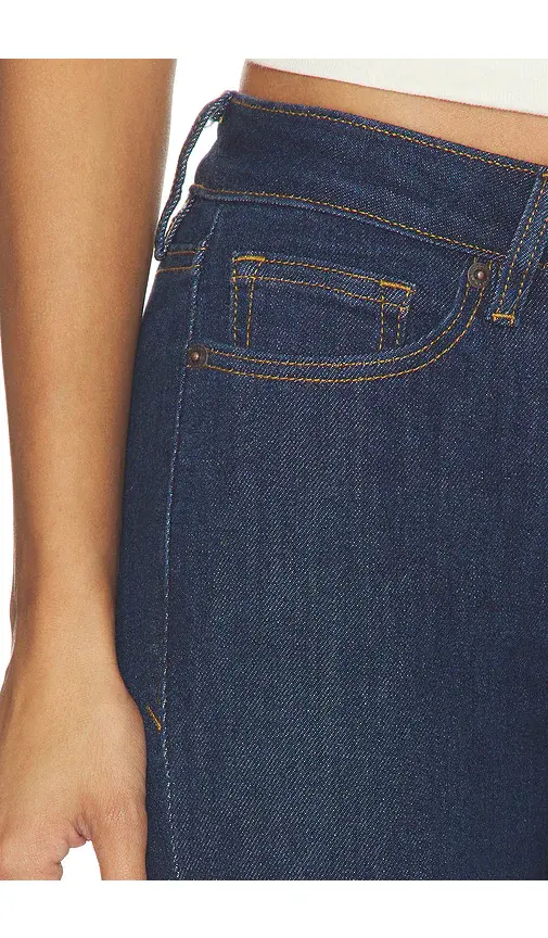 GOOD AMERICAN Low Boot Jeans | Thumbnail 6 GOOD AMERICAN Low Boot Jeans | Thumbnail 6