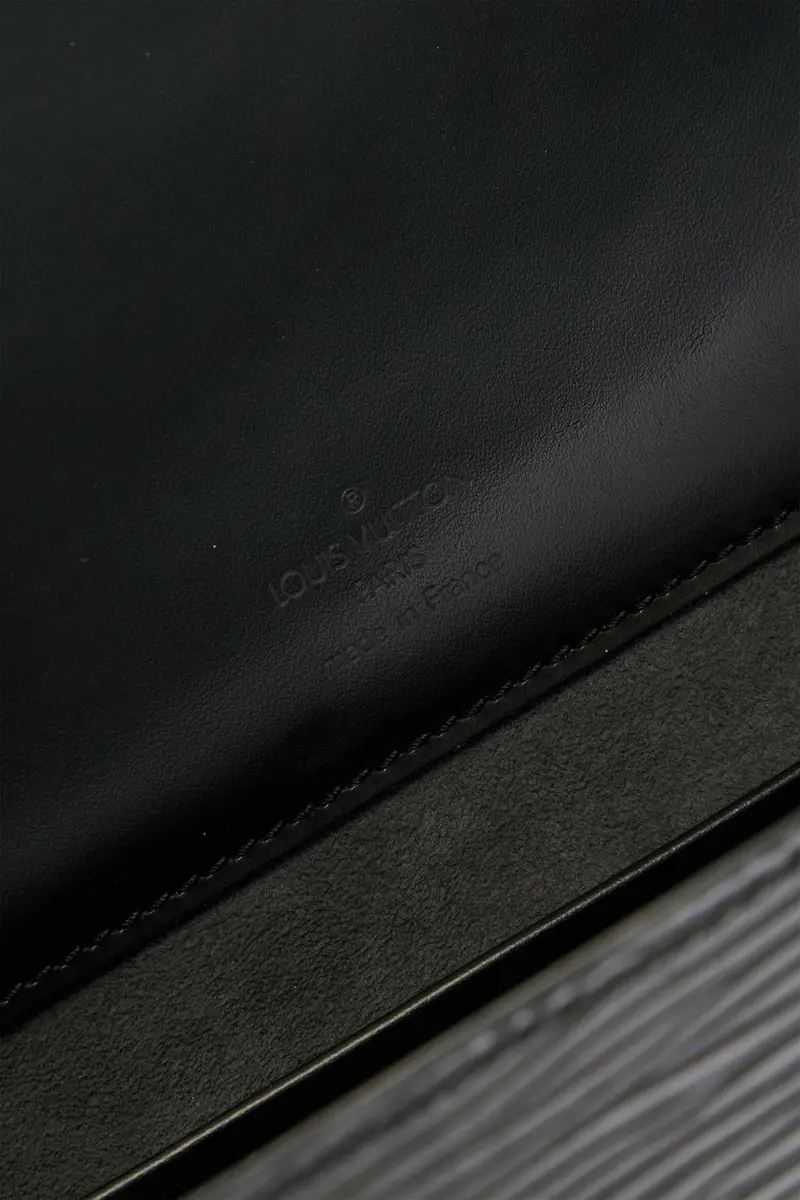 Louis Vuitton Epi Nocturne PM Shoulder Bag | Thumbnail 5