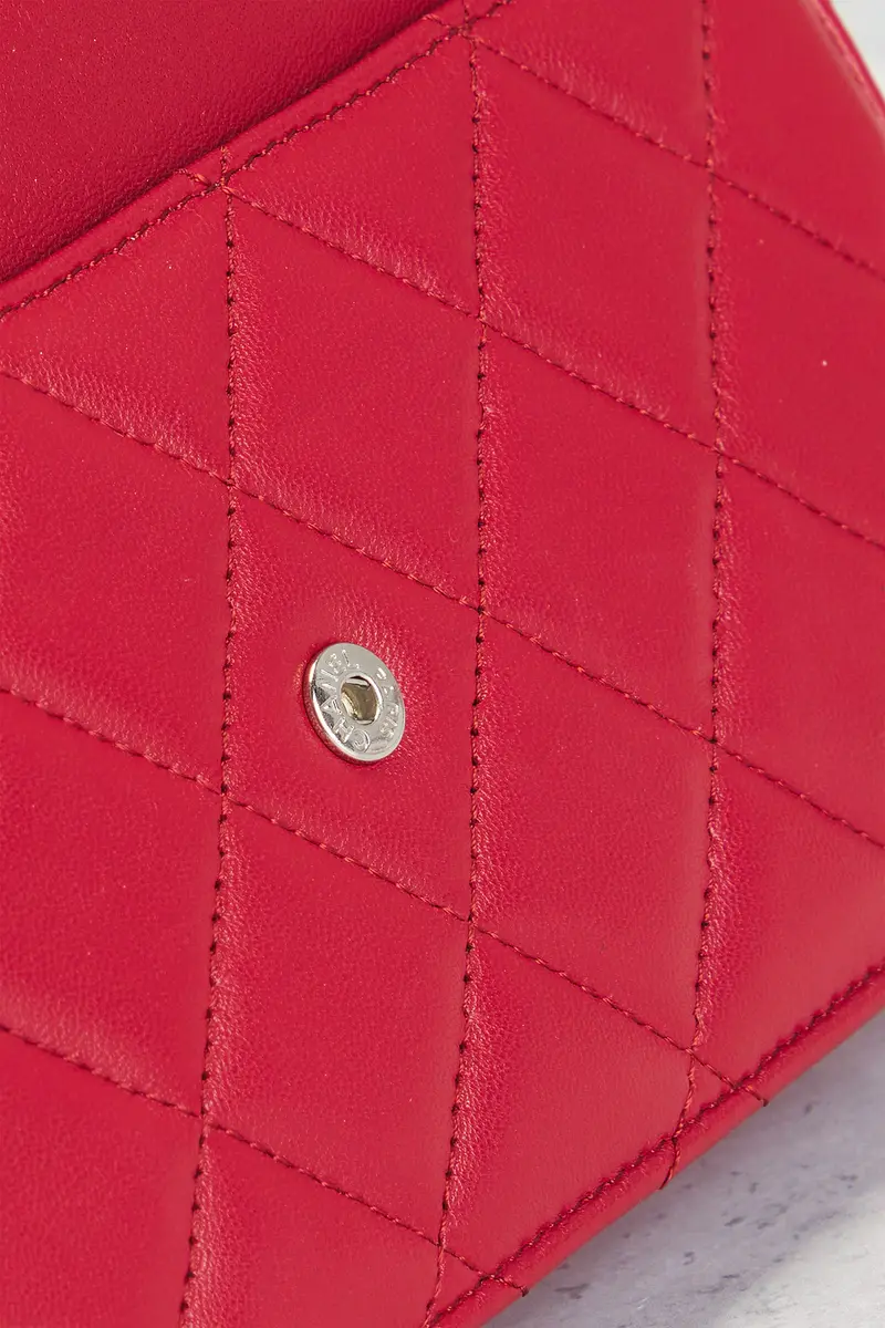 Chanel Chanel Lambskin Classic Wallet On Chain | Thumbnail 8 Chanel Chanel Lambskin Classic Wallet On Chain | Thumbnail 8