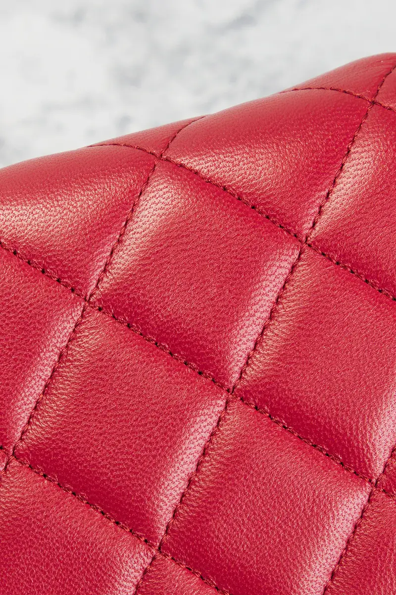 Chanel Chanel Lambskin Classic Wallet On Chain | Thumbnail 9 Chanel Chanel Lambskin Classic Wallet On Chain | Thumbnail 9