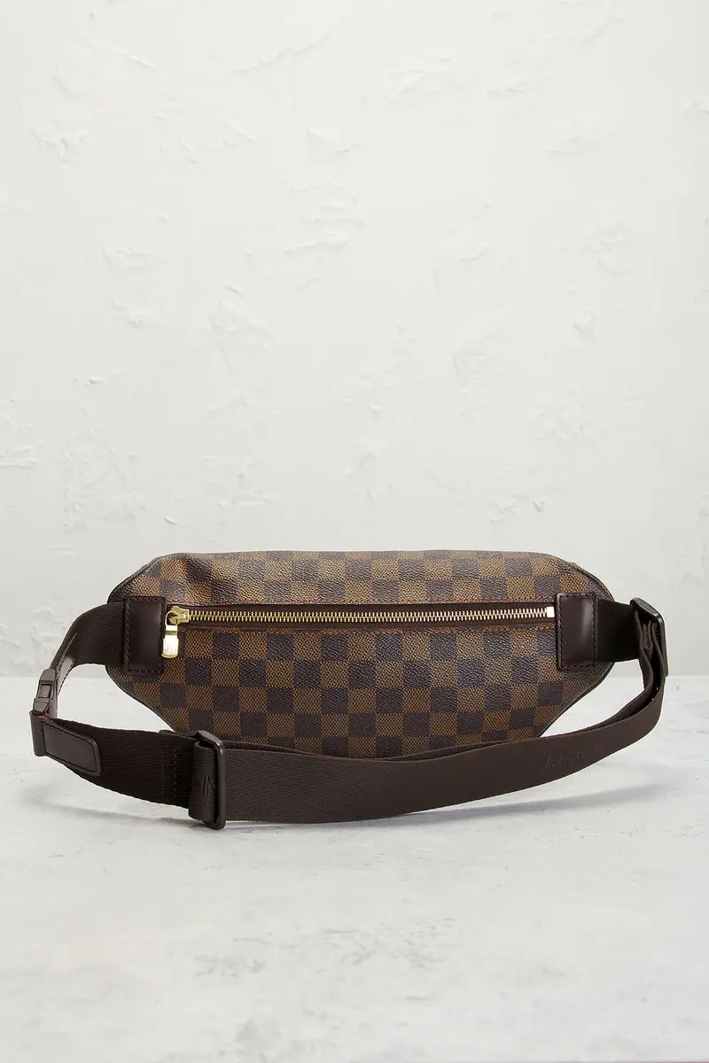 louis vuitton Louis Vuitton Damier Ebene Melville Bum Bag | Thumbnail 3