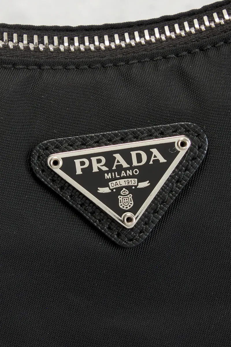 Prada Re-Edition 2005 Re-Nylon Shoulder Bag | Thumbnail 6 Prada Re-Edition 2005 Re-Nylon Shoulder Bag | Thumbnail 6