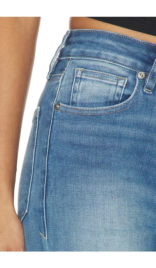 GOOD AMERICAN Soft Tech True Straight Jeans | Thumbnail 6 GOOD AMERICAN Soft Tech True Straight Jeans | Thumbnail 6