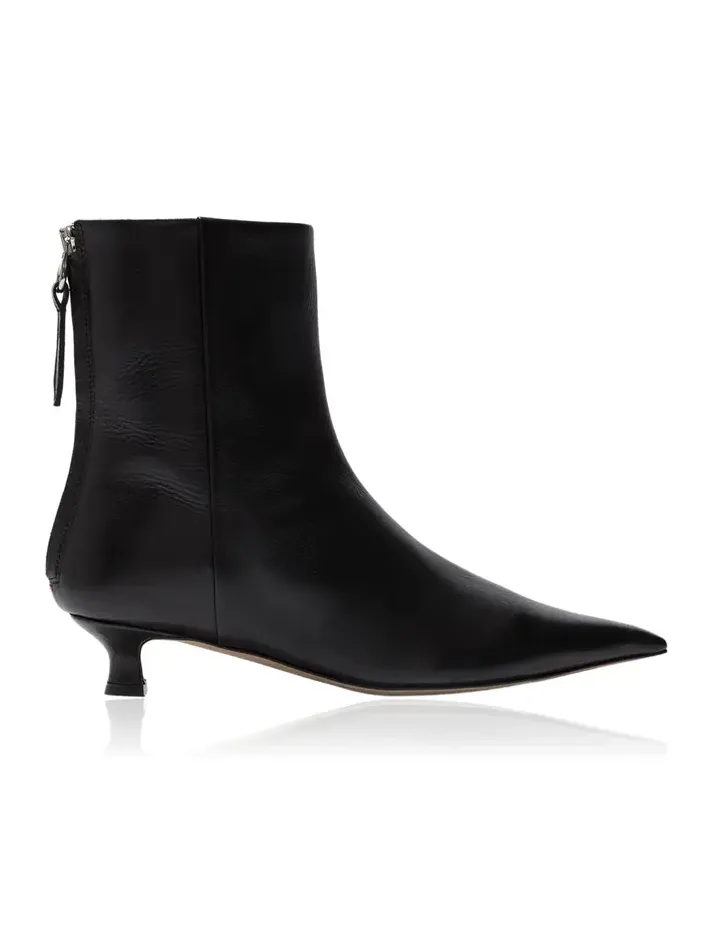 aeyde Zoe Leather Ankle Boots