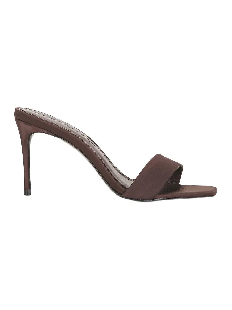 Naomi 80 Mule